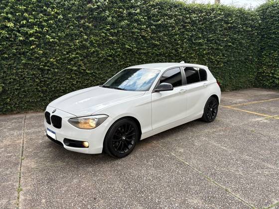 BMW 118i 1.6 16V TURBO GASOLINA 4P AUTOMÁTICO BMW 118i 1.6 16V TURBO GASOLINA 4P AUTOMÁTICO